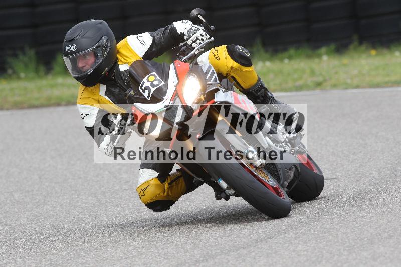 Archiv-2025/10 23.04.2025 Cornu Master School ADR/rot-rouge/58